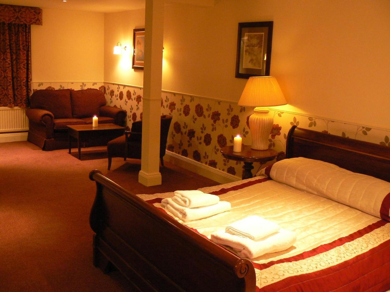 The Bell Hotel Clare Room photo